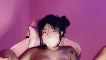 Syelin Cewek Cute Omek Liar di Kursi